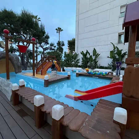 Hotel Relax Family & 3*