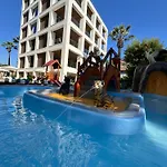 Relax Family & Hotel 3*