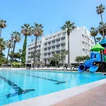 Relax Family & Hotel 3*