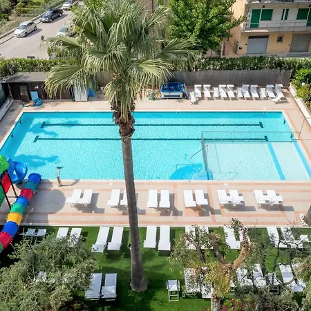 Relax Family & 3* Сан-Бенедетто-дель-Тронто